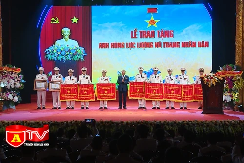 Công tác chính trị, tư tưởng, đạo đức trong lực lượng CAND được thực hiện nghiêm túc, hiệu quả