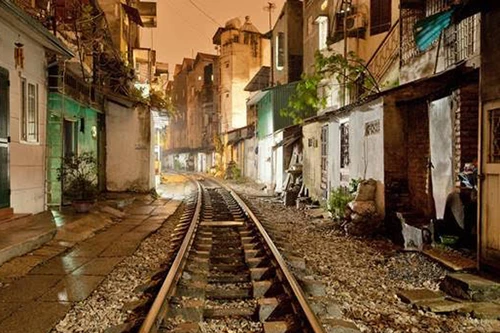 Cảm nhận Hà Nội bằng cái nhìn lạ hơn