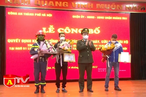 Biểu dương tinh thần dũng cảm 2 quần chúng cứu cháu bé trong đám cháy