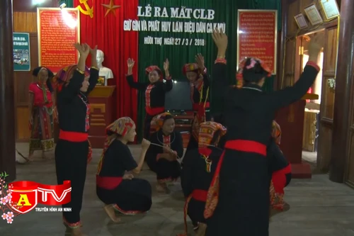 Điệu Tơm mùa xuân