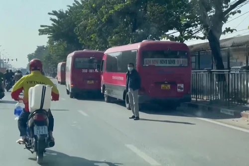 Khó khăn trong xử lý bến cóc, xe dù