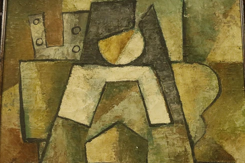 Thẩm định tranh đang bị thả nổi