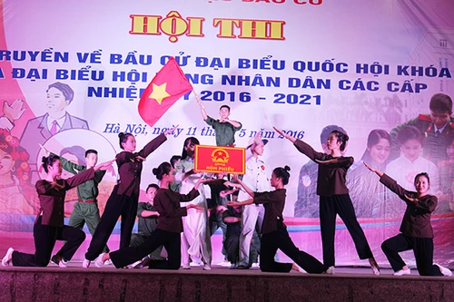 Tưng bừng Hội thi tuyên truyền bầu cử 