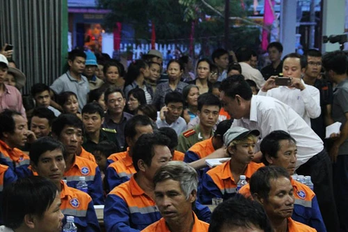 Thu thập thông tin tàu cá bị đâm tại vùng biển Hoàng Sa để chi trả bảo hiểm