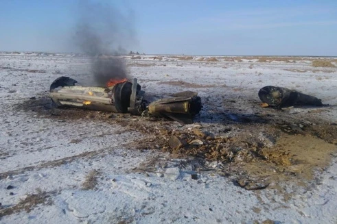 [ẢNH] Tên lửa đạn đạo Iskander-M tăng tầm của Nga phóng thử thất bại, rơi trên đất Kazakhstan