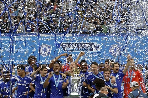 Chùm ảnh Chelsea tưng bừng nhận Cúp vô địch