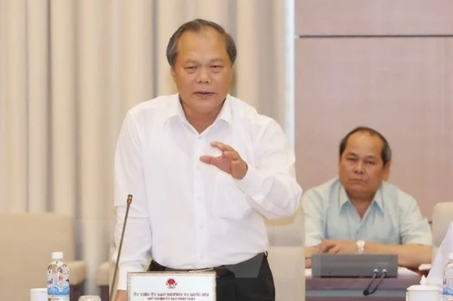 Cứ chi ngân sách vượt dự toán lại xin "du di", không thể chấp nhận mãi được