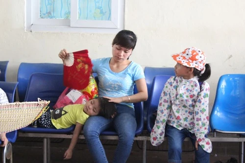 Nắng nóng đỉnh điểm, trẻ nhập viện vì ra - vào phòng điều hòa liên tục