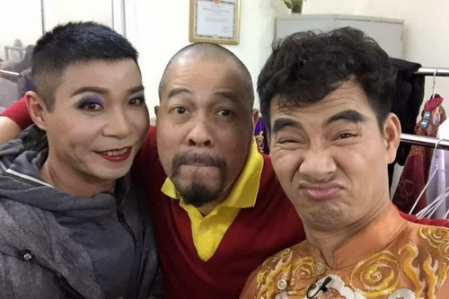 NSƯT Đức Hùng "bật mí" về trang phục của "cô Đẩu" trong "Táo quân 2017"