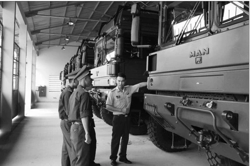 [ẢNH] Tên lửa phòng không SPYDER sát cánh cùng S-300PMU-1