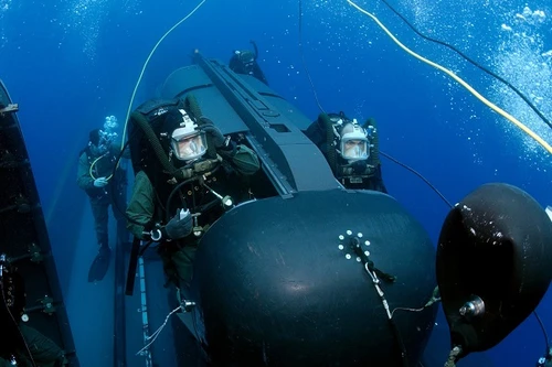 Mỹ phát triển tàu ngầm mini cho đặc nhiệm hải quân