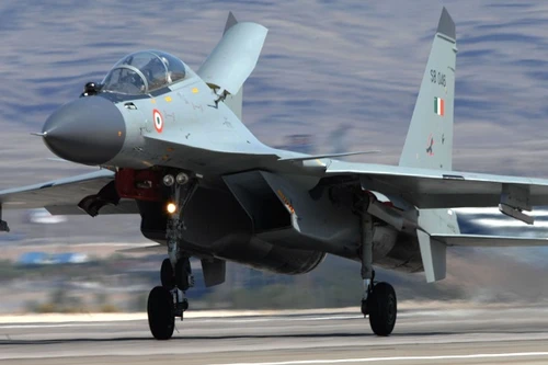 Nga - Ấn Độ có thể nâng cấp Su-30MKI lên mức gần tiêm kích thế 5