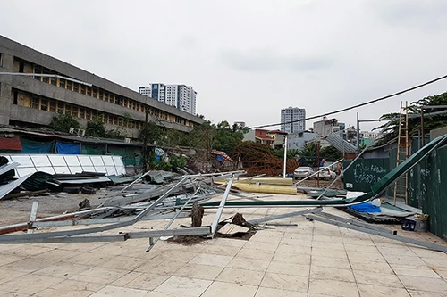 Xử lý nghiêm công trình vi phạm trật tự xây dựng ở 71 Nguyễn Xiển