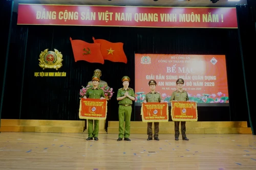 Nâng cao bản lĩnh, chủ động đấu tranh trấn áp các loại tội phạm