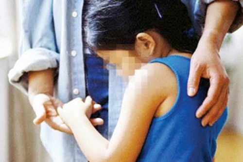 Điều tra nghi án nữ nhân viên quán karaoke bị hãm hại