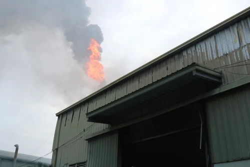 Ba công nhân bị thương trong vụ cháy tại Cụm công nghiệp ở Bắc Ninh