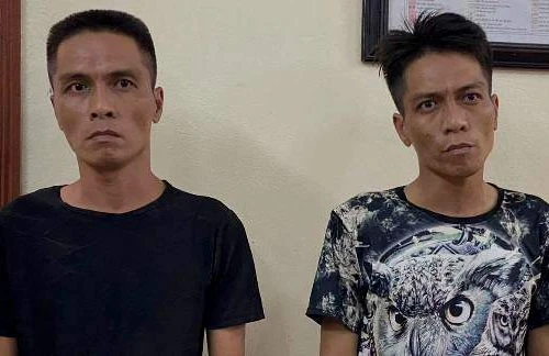 Truy nóng nhóm đối tượng chuyên ‘điều” lái ‘xe ôm’ vào cánh đồng rau để cướp tài sản