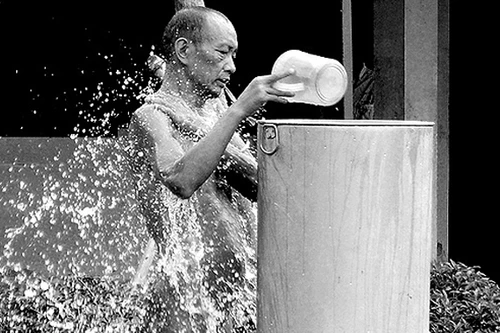 Nơi chiến tranh chưa kết thúc