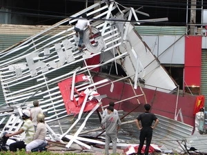 Bão số 1 gây nhiều thiệt hại tại các tỉnh phía Nam