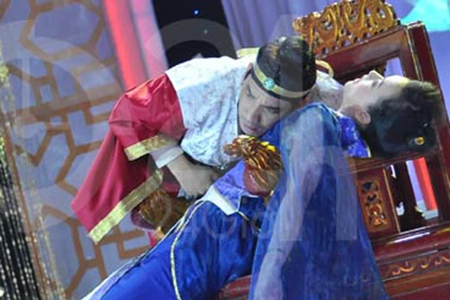 Quang Thắng “hô hấp” cho Vân Dung