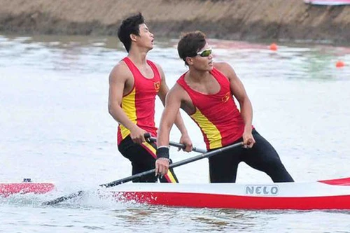 Hai VĐV đua thuyền VN bất ngờ bỏ trốn tại Úc