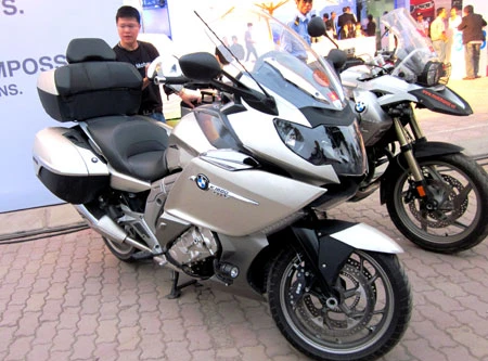 Cận cảnh mô-tô giá hơn 1,3 tỷ đồng ở Hà Nội