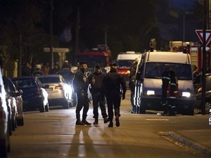 Nghi phạm xả súng tại Pháp vừa bị bắn chết