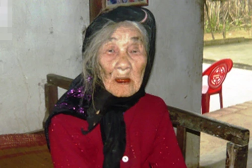 Chuyện lạ Việt Nam: Cụ bà gần 50 năm không cần ăn cơm