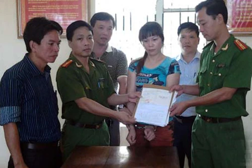 Đã bắt được thiếu nữ giết người, đốt xác