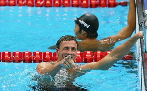 Michael Phelps mất vàng ở nội dung 400 hỗn hợp nam