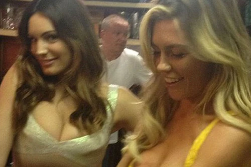 Vợ Crouch nhậu nhẹt không kém chồng