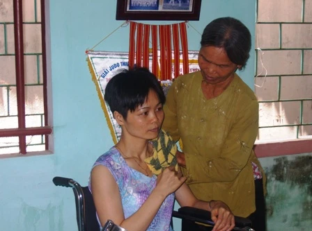 VĐV vật Lê Thị Huệ: Thân tàn về với mẹ!