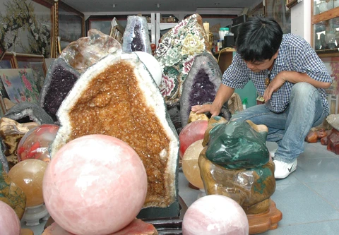 Phong thủy: Các loại đá tối kỵ đặt trong nhà