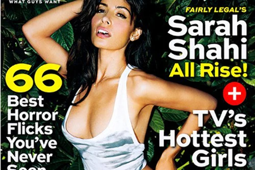 Ngắm vòng 3 nóng bỏng của Sarah Shahi