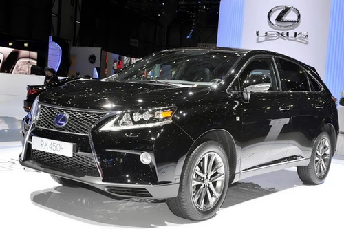 Lexus công bố giá bán các mẫu xe phiên bản 2013 