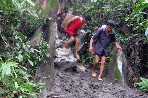 “Chúa” đảo Thác Bà và kho ngọc báu dưới núi mâm xôi.