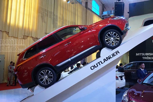 Đối thủ của Mazda CX-5, Honda CR-V có gì hay ho?