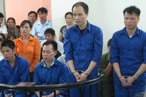 Thủ đoạn “ăn đất” của bộ sậu cán bộ xã, huyện