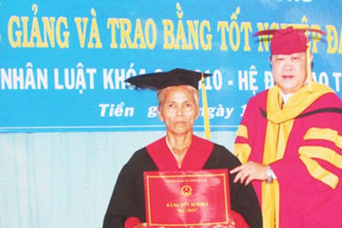 Học - không bao giờ muộn