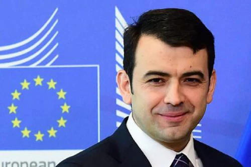 Thủ tướng Moldova từ chức vì sử dụng văn bằng giả