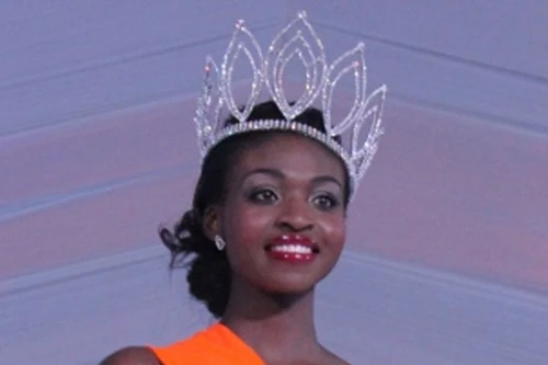 Hoa hậu Zimbabwe 2015 bị tước vương miện