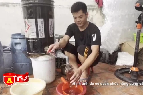 Dùng đường, mạch nha để chế mật ong giả