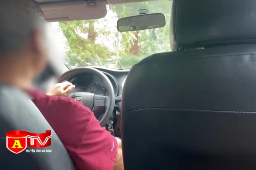 Xăng tăng, nhiều tài xế taxi công nghệ tắt ứng dụng, bỏ nghề