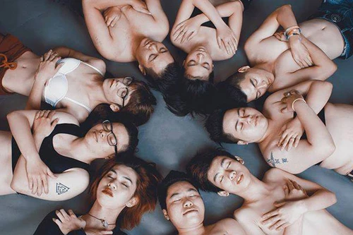 "Bó" - Câu chuyện thầm kín của người chuyển giới