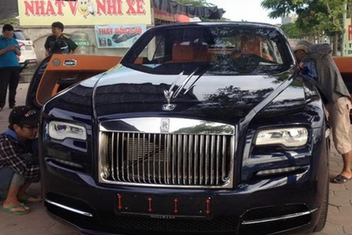 Những "chiêu" lách luật ngoạn mục để đưa xe sang về nước