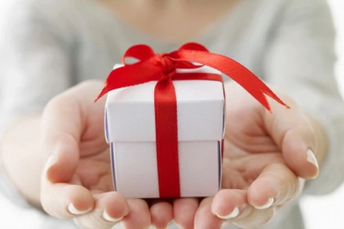 Hà Nội: Nghiêm cấm cán bộ chúc Tết, tặng quà cấp trên