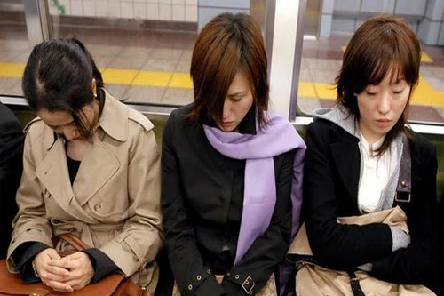 30% phụ nữ công sở bị quấy rối tình dục