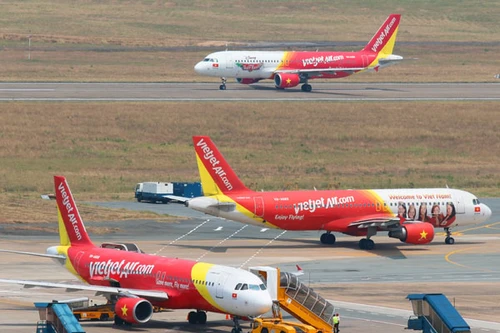 Căng thẳng đi lại, giá vé không tăng