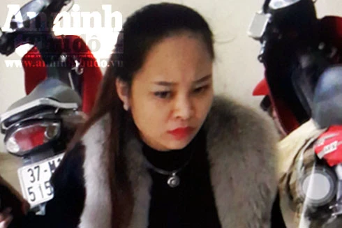 Giấu ma túy vào hộp bao cao su, mang đến quán karaoke bán kiếm lời