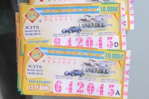 Audio 7-12-2016: Cắt, dán vé số hòng lừa lấy 1,5 tỷ đồng tiền thưởng